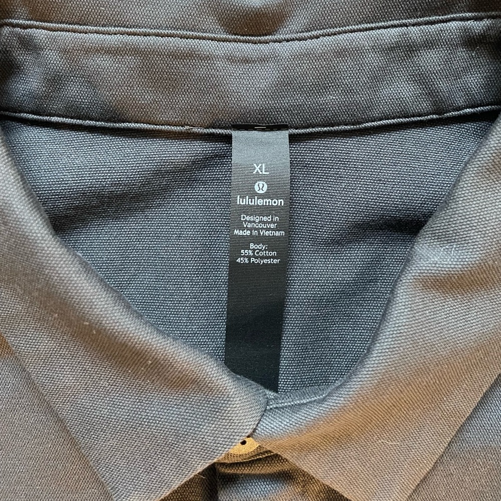 Lululemon Performance Stretch Button Up Size Large - image 2